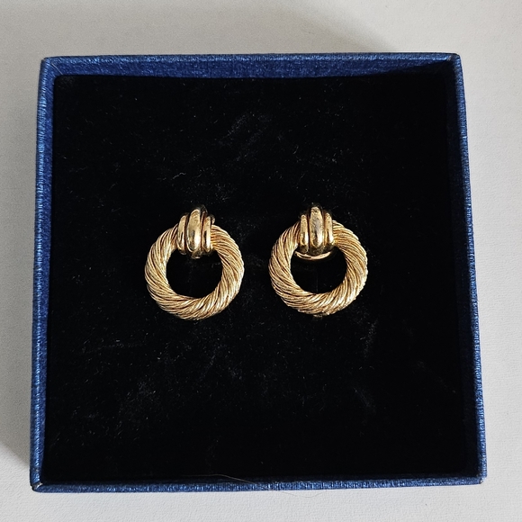 Christian Dior Rope Loop Clip on earrings - Picture 1 of 9